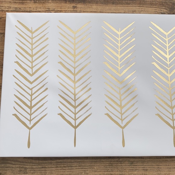 white and gold canvas artwork - Picture 2 of 9